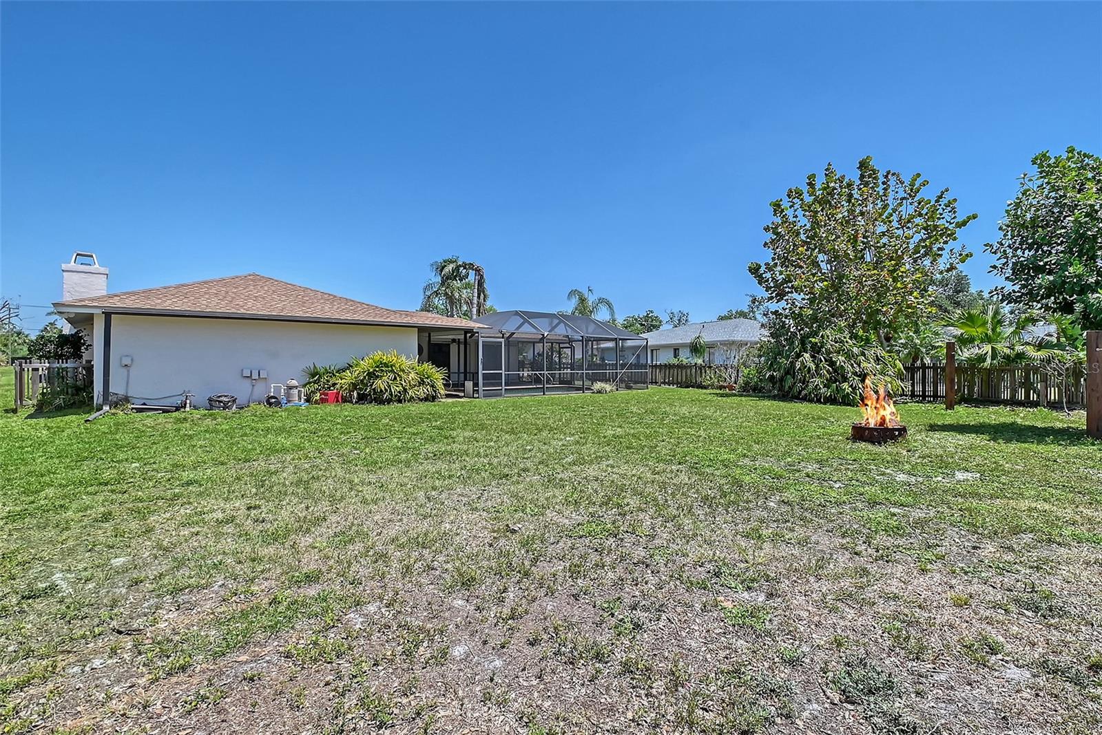 A4649819 Property Photo