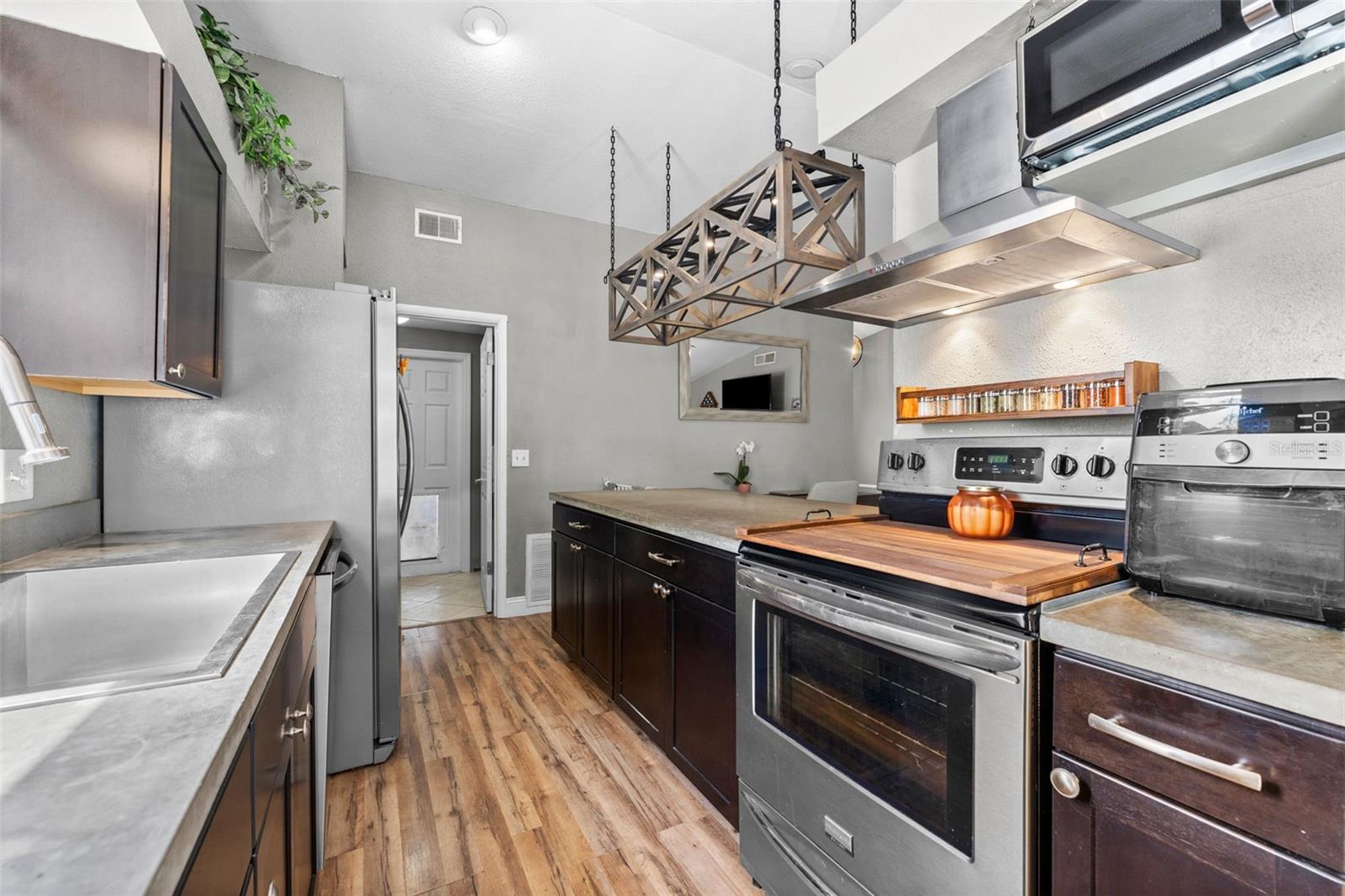 1208 SAWGRASS CT, OLDSMAR, FL, 34677