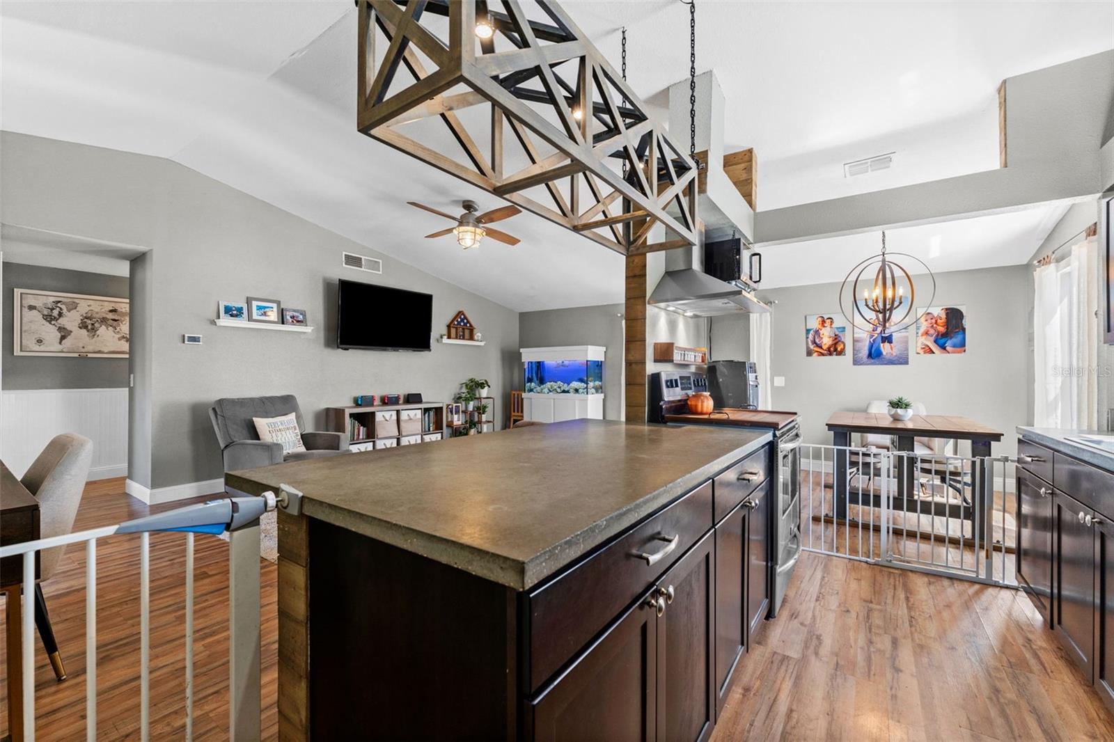 1208 SAWGRASS CT, OLDSMAR, FL, 34677