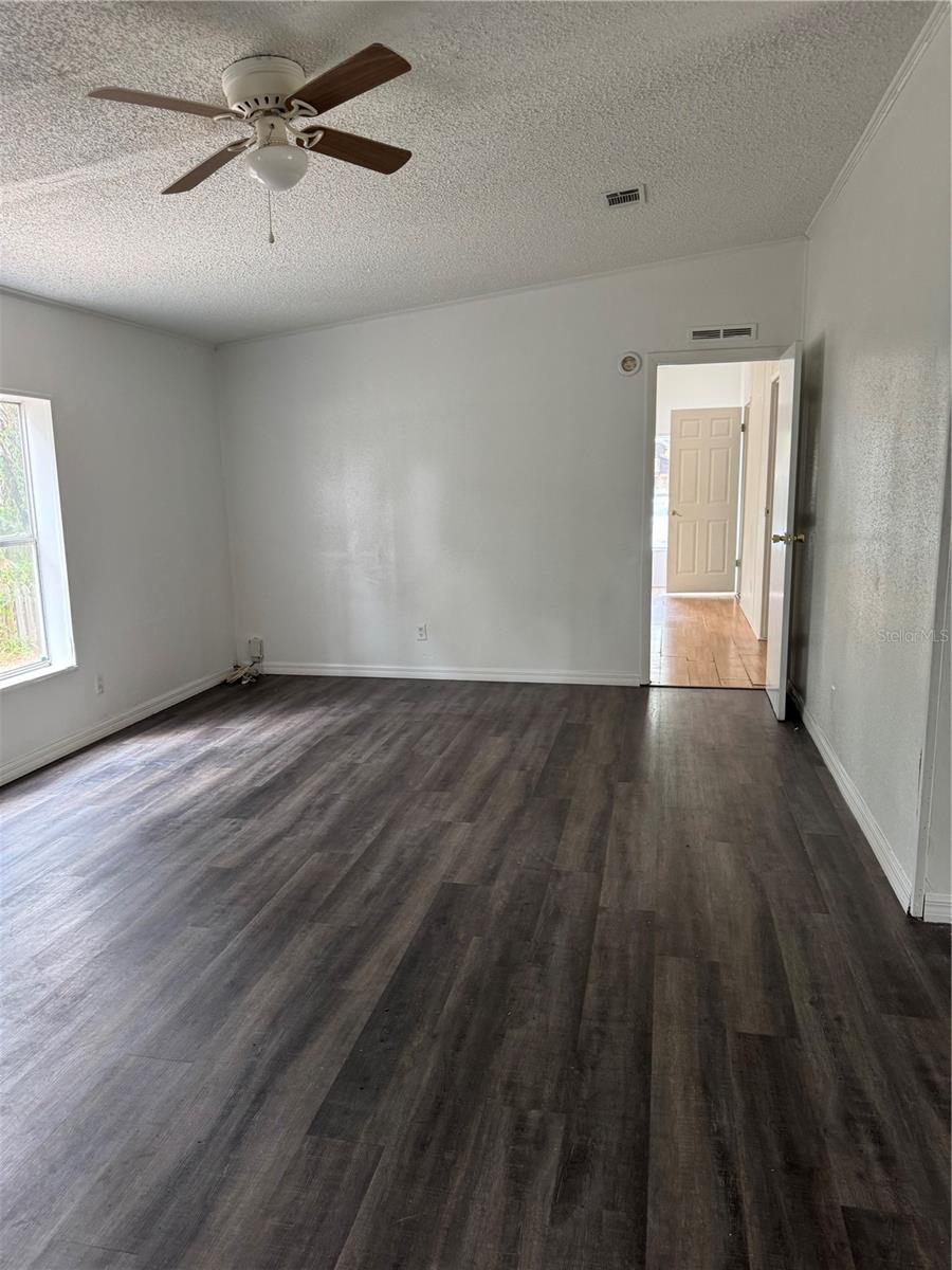 39204 BAY AVE, ZEPHYRHILLS, FL, 33540