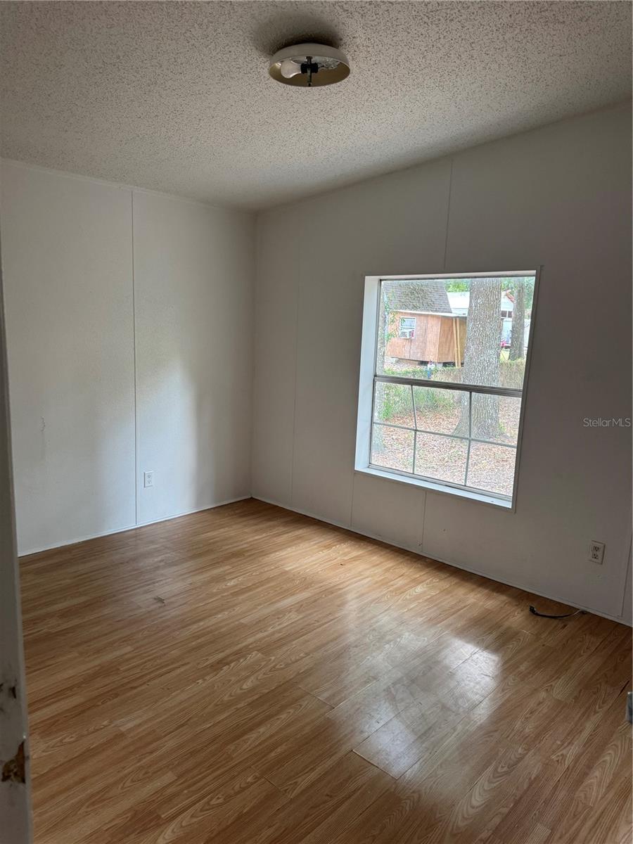 39204 BAY AVE, ZEPHYRHILLS, FL, 33540