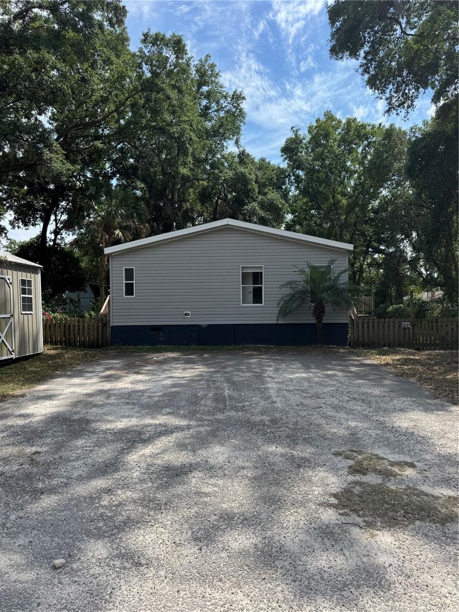 39204 BAY AVE, ZEPHYRHILLS, FL, 33540