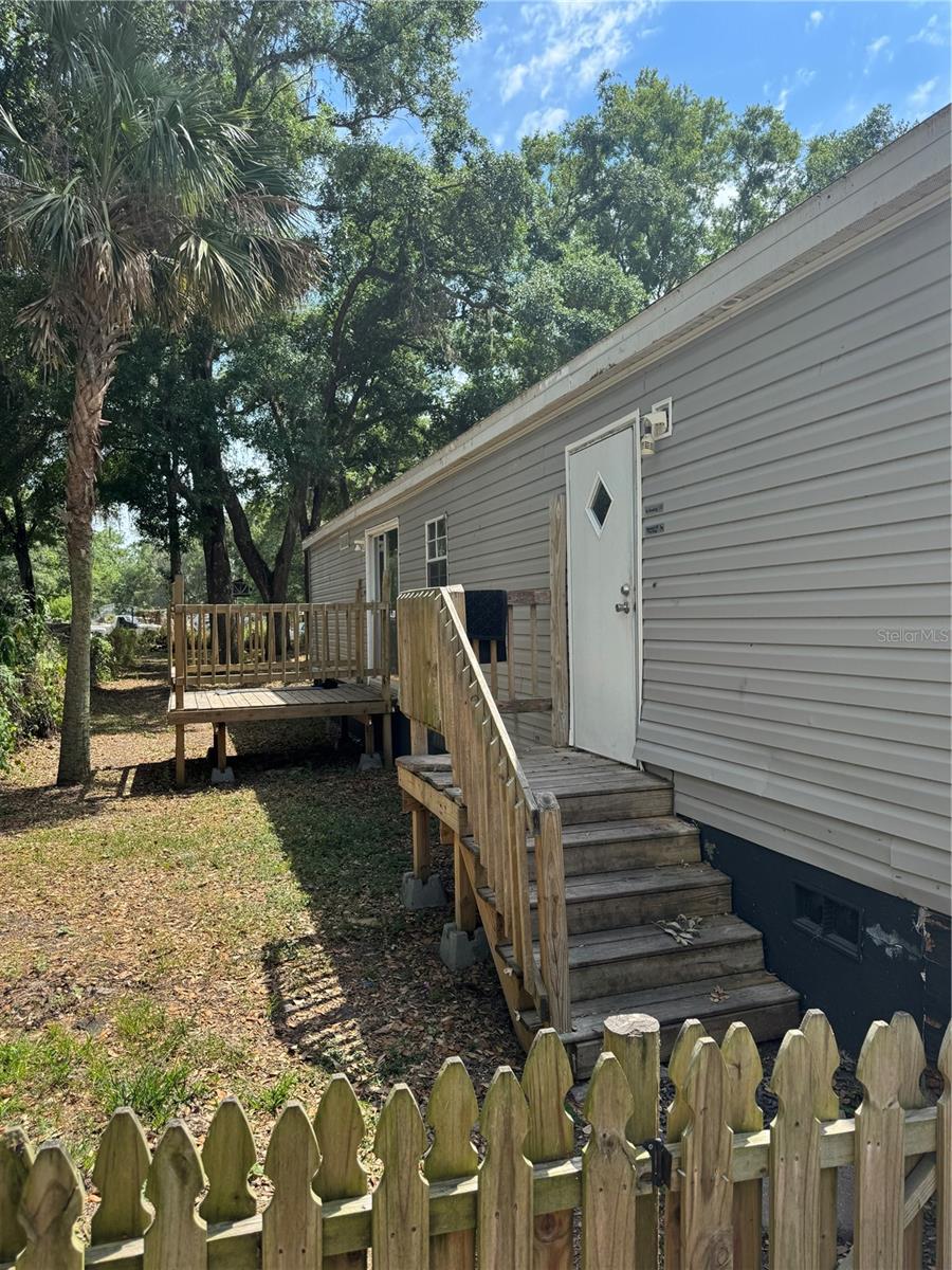 39204 BAY AVE, ZEPHYRHILLS, FL, 33540