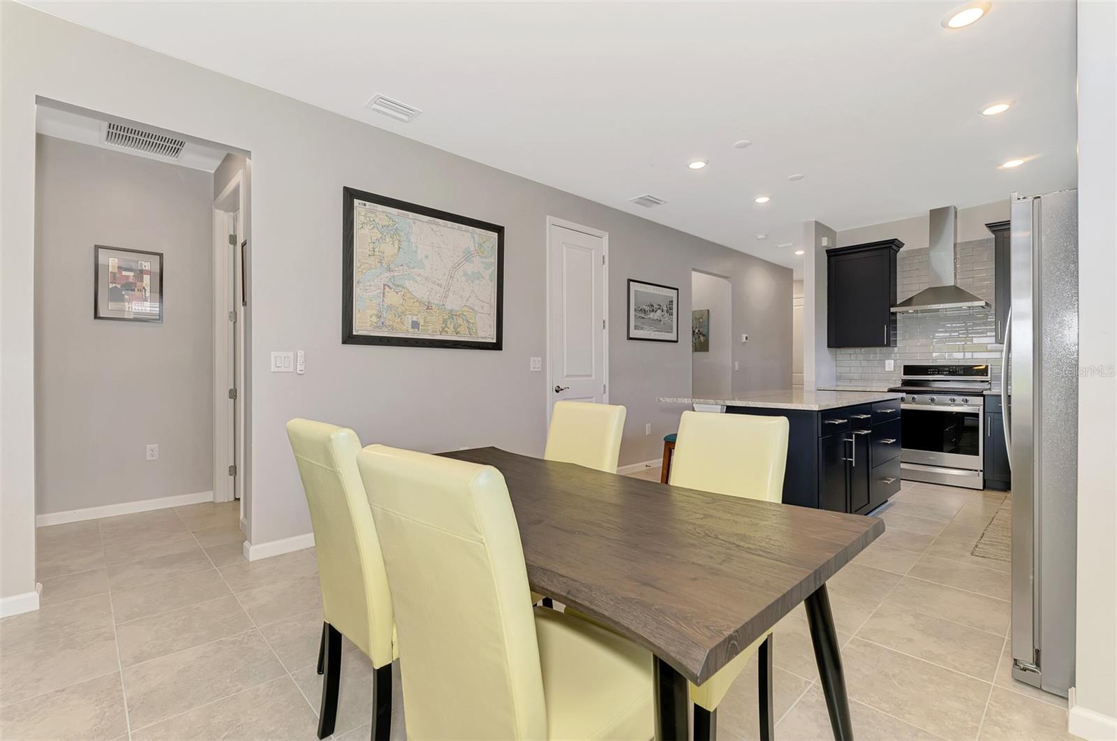 6252 WINDING PINE DR, NOKOMIS, FL, 34275