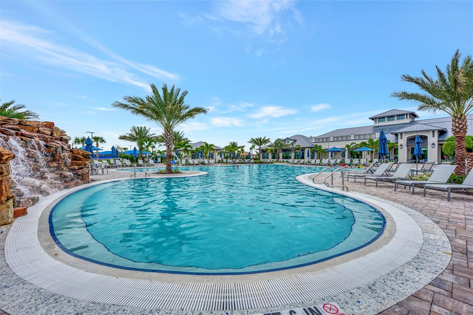 6252 WINDING PINE DR, NOKOMIS, FL, 34275