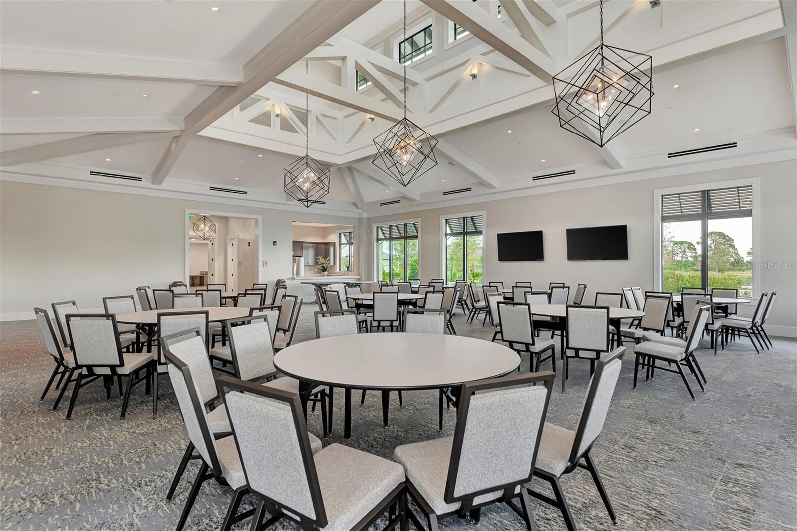 6252 WINDING PINE DR, NOKOMIS, FL, 34275