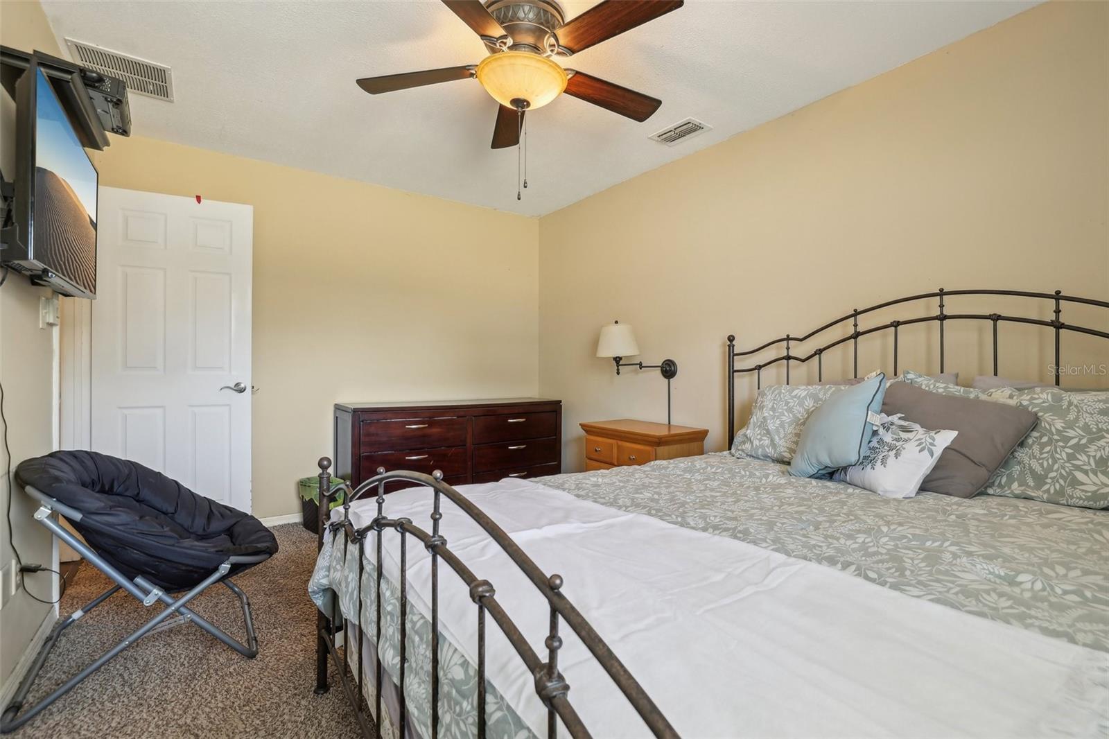 7779 LAKE ANDREA CIR, MOUNT DORA, FL, 32757