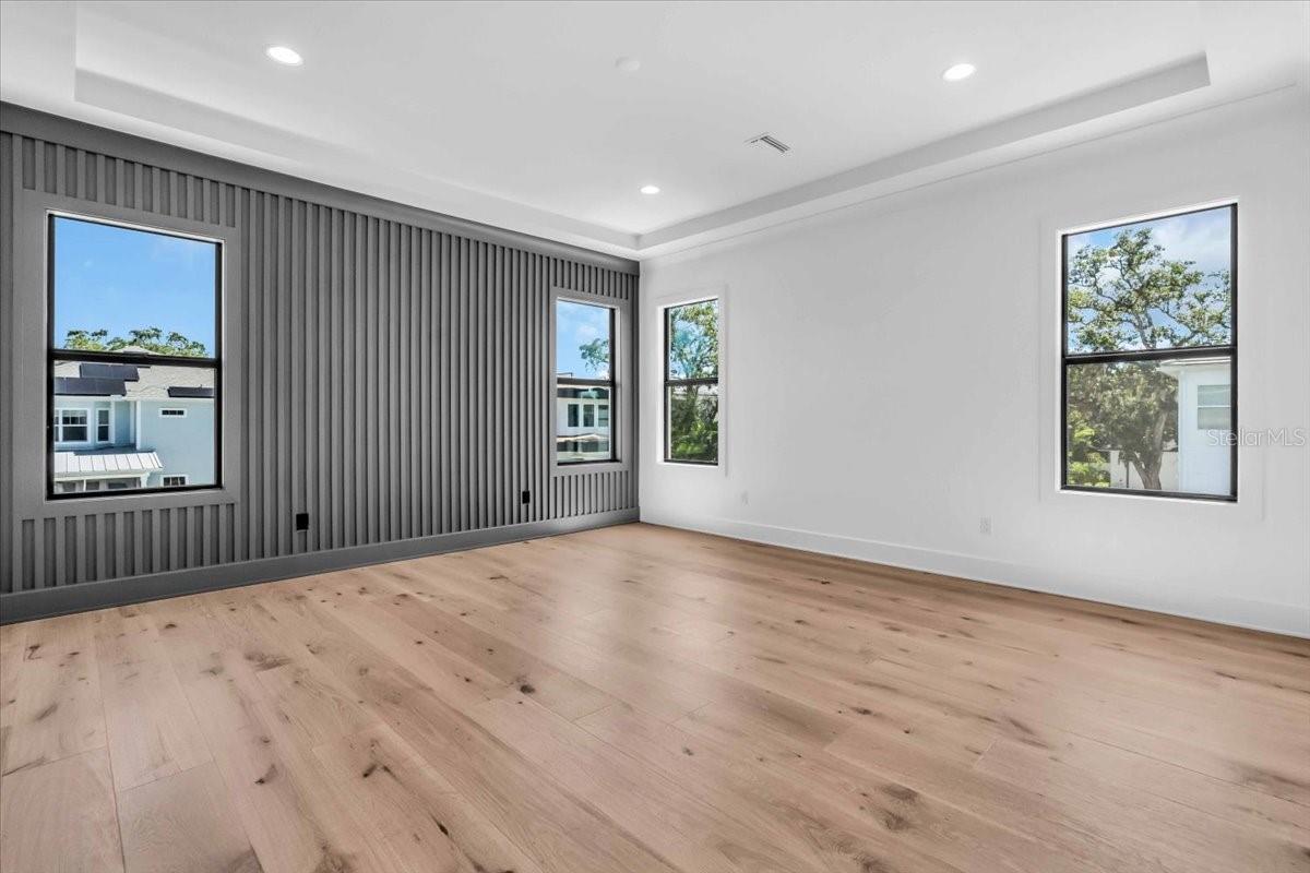 4607 W LAMB AVE, TAMPA, FL, 33629