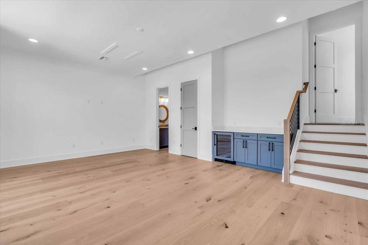 4607 W LAMB AVE, TAMPA, FL, 33629