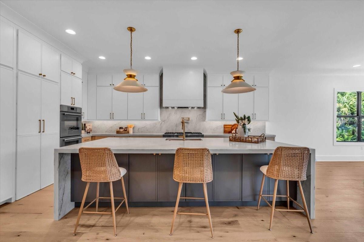 4607 W LAMB AVE, TAMPA, FL, 33629