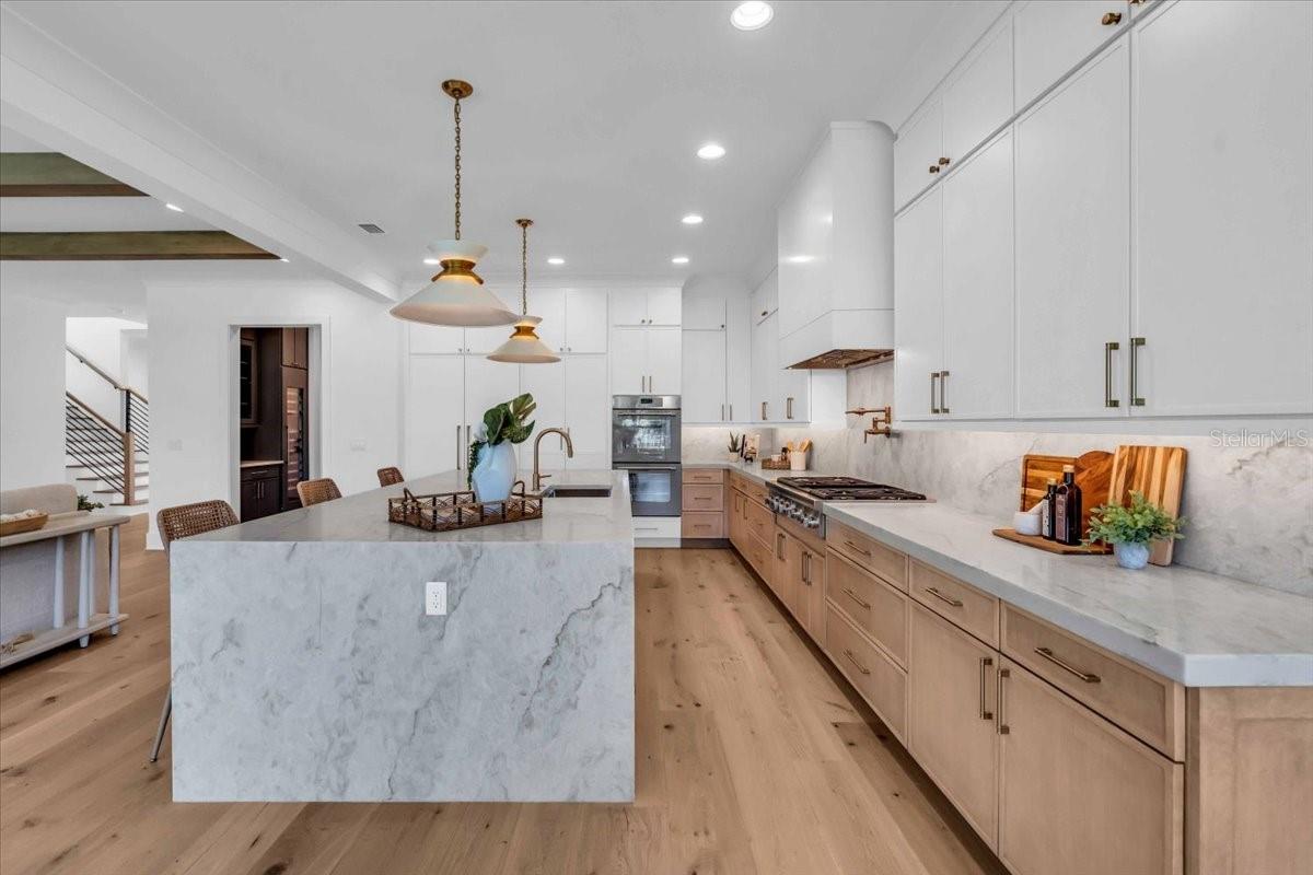 4607 W LAMB AVE, TAMPA, FL, 33629