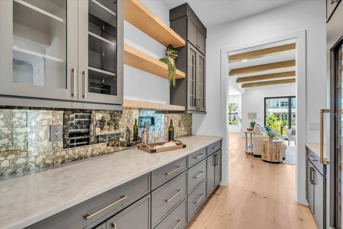 4607 W LAMB AVE, TAMPA, FL, 33629