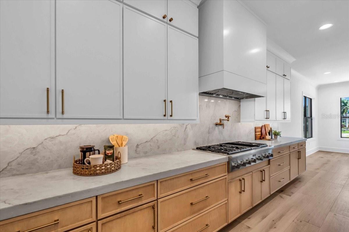 4607 W LAMB AVE, TAMPA, FL, 33629