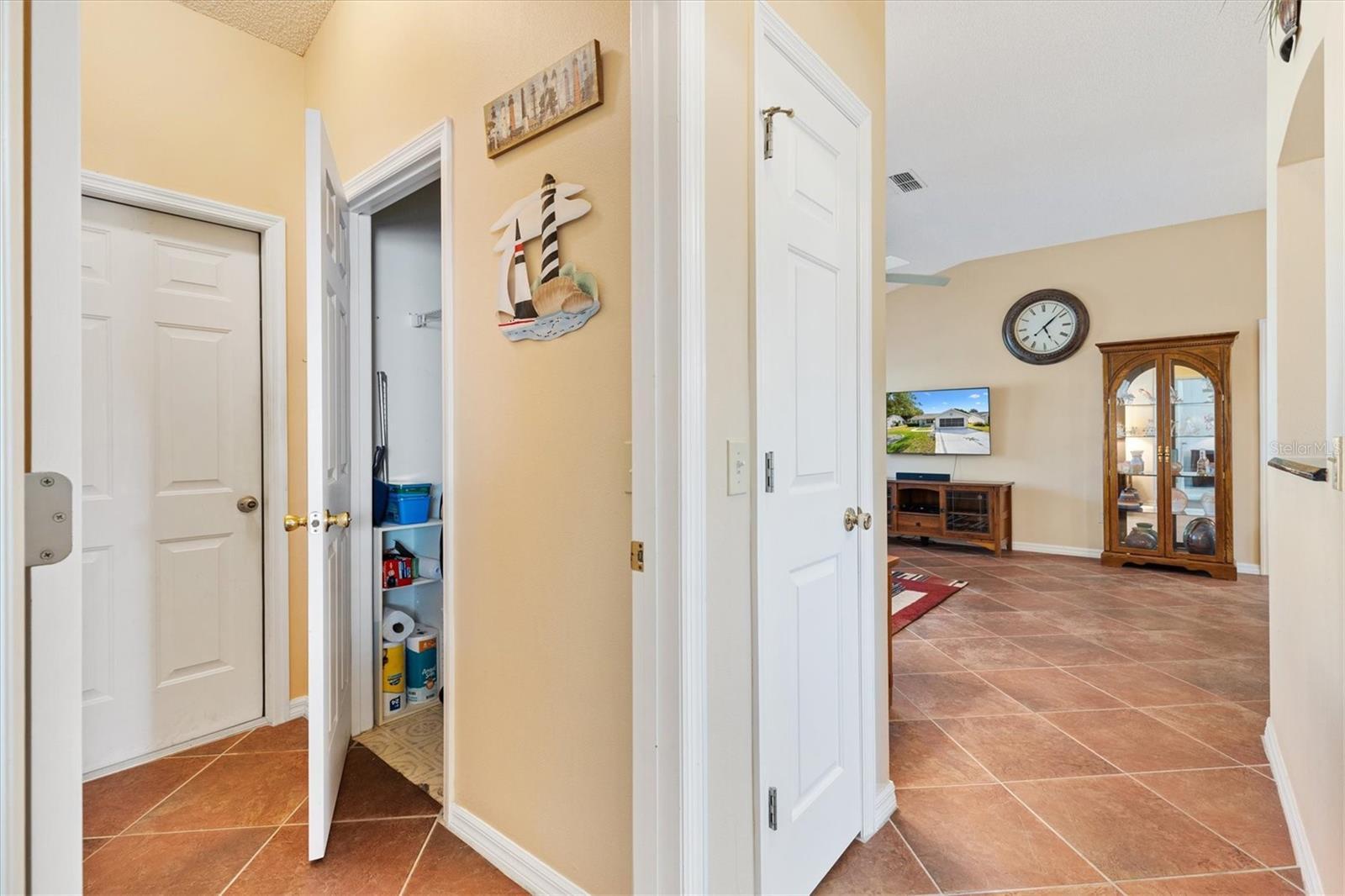 917 CAMINO DEL REY DR, THE VILLAGES, FL, 32159