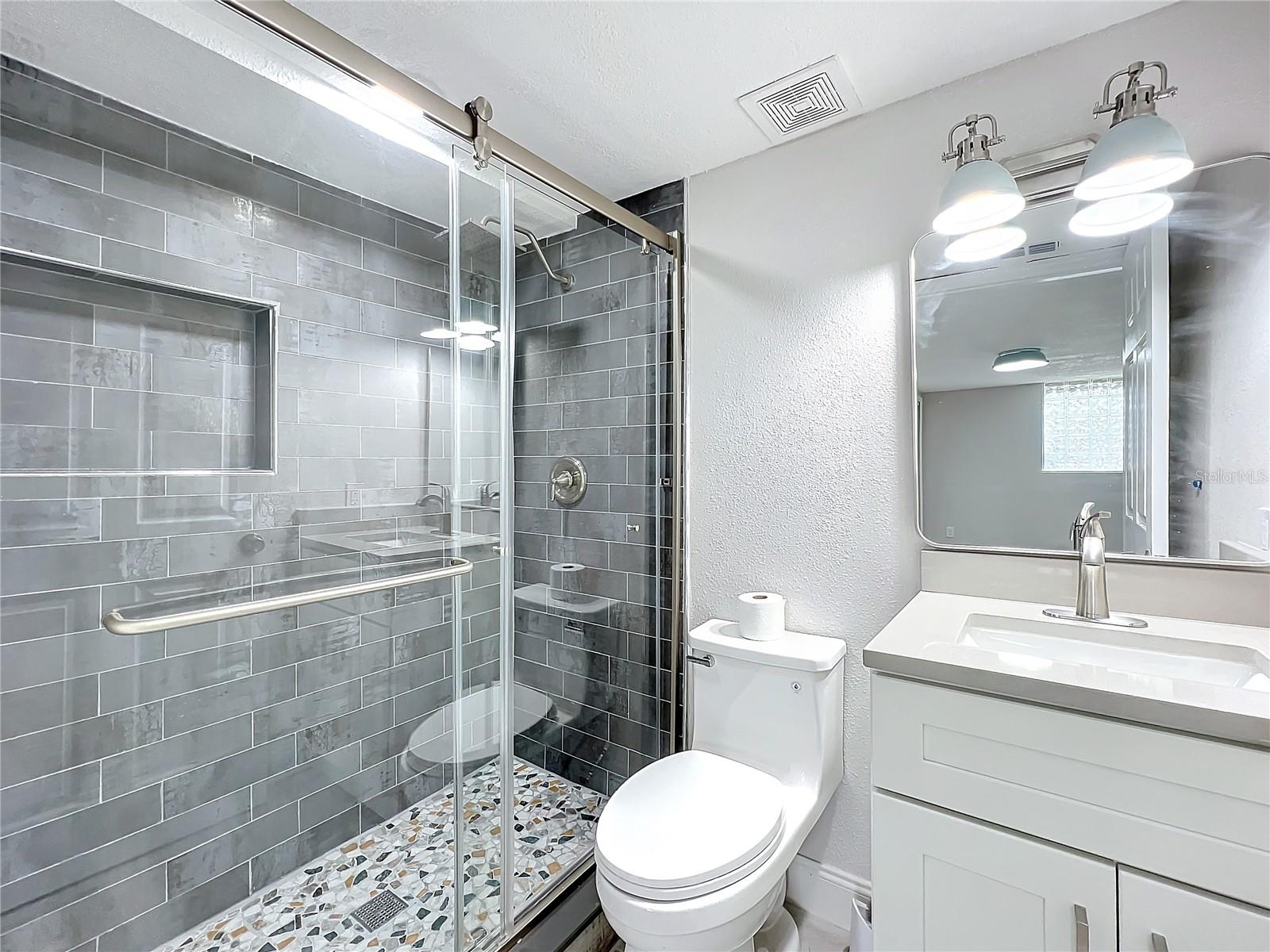 2107 PINE TER, SARASOTA, FL, 34231