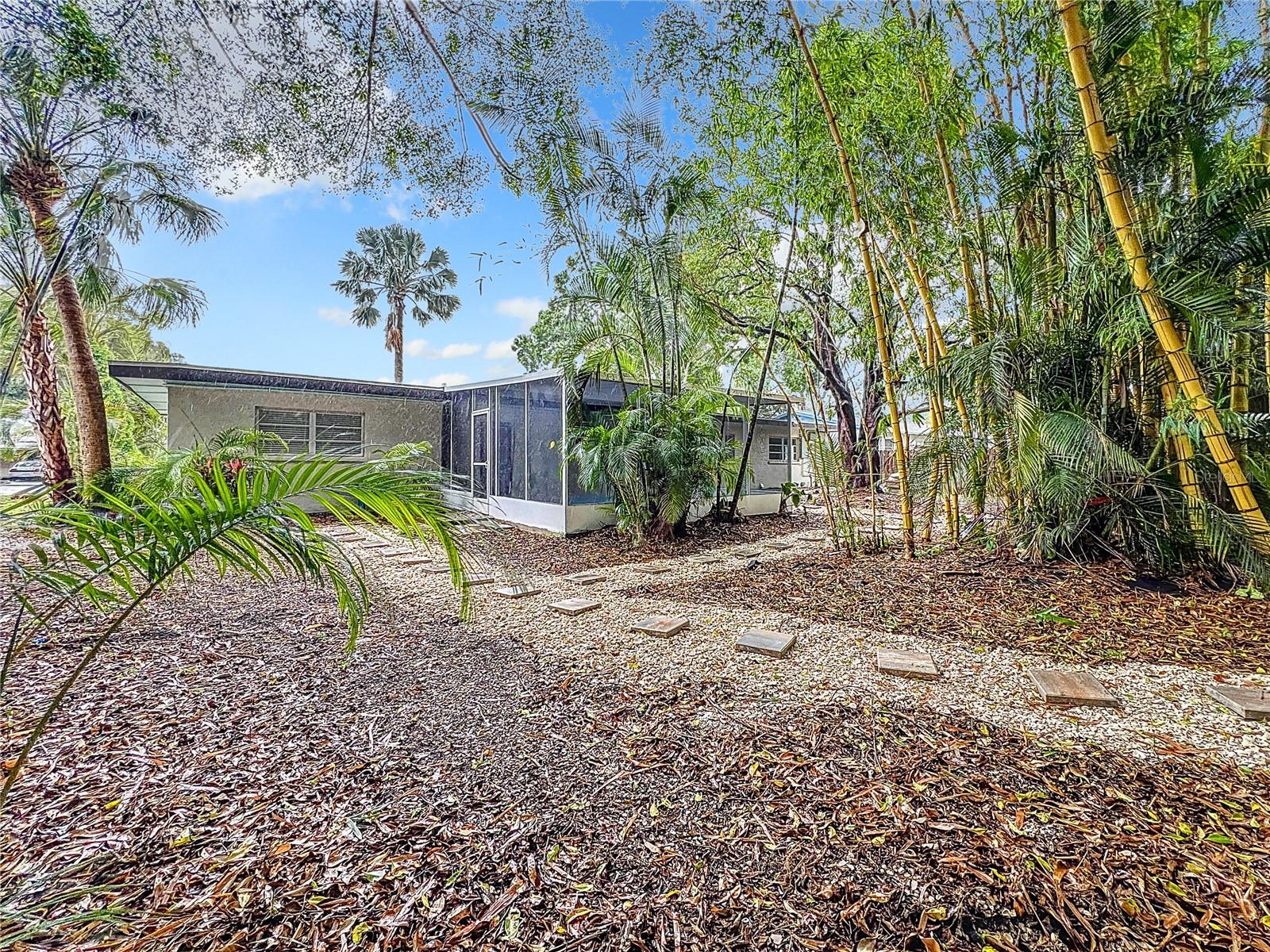 2107 PINE TER, SARASOTA, FL, 34231