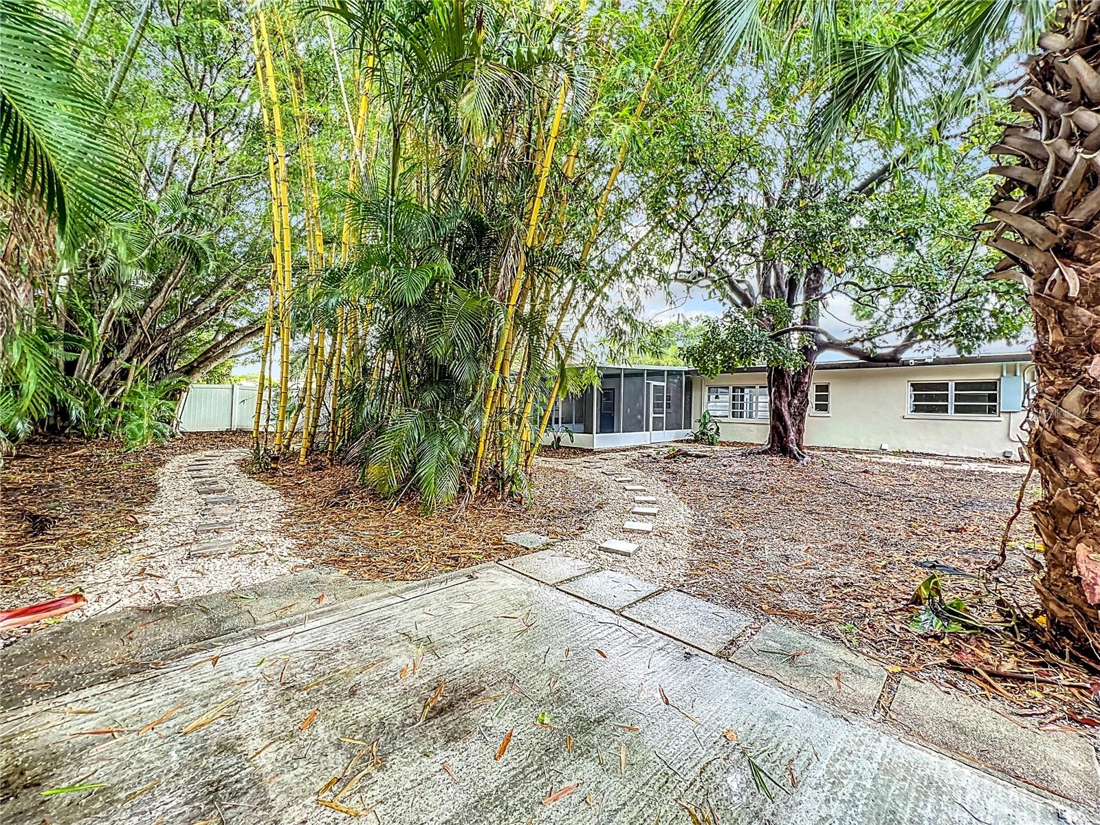 2107 PINE TER, SARASOTA, FL, 34231