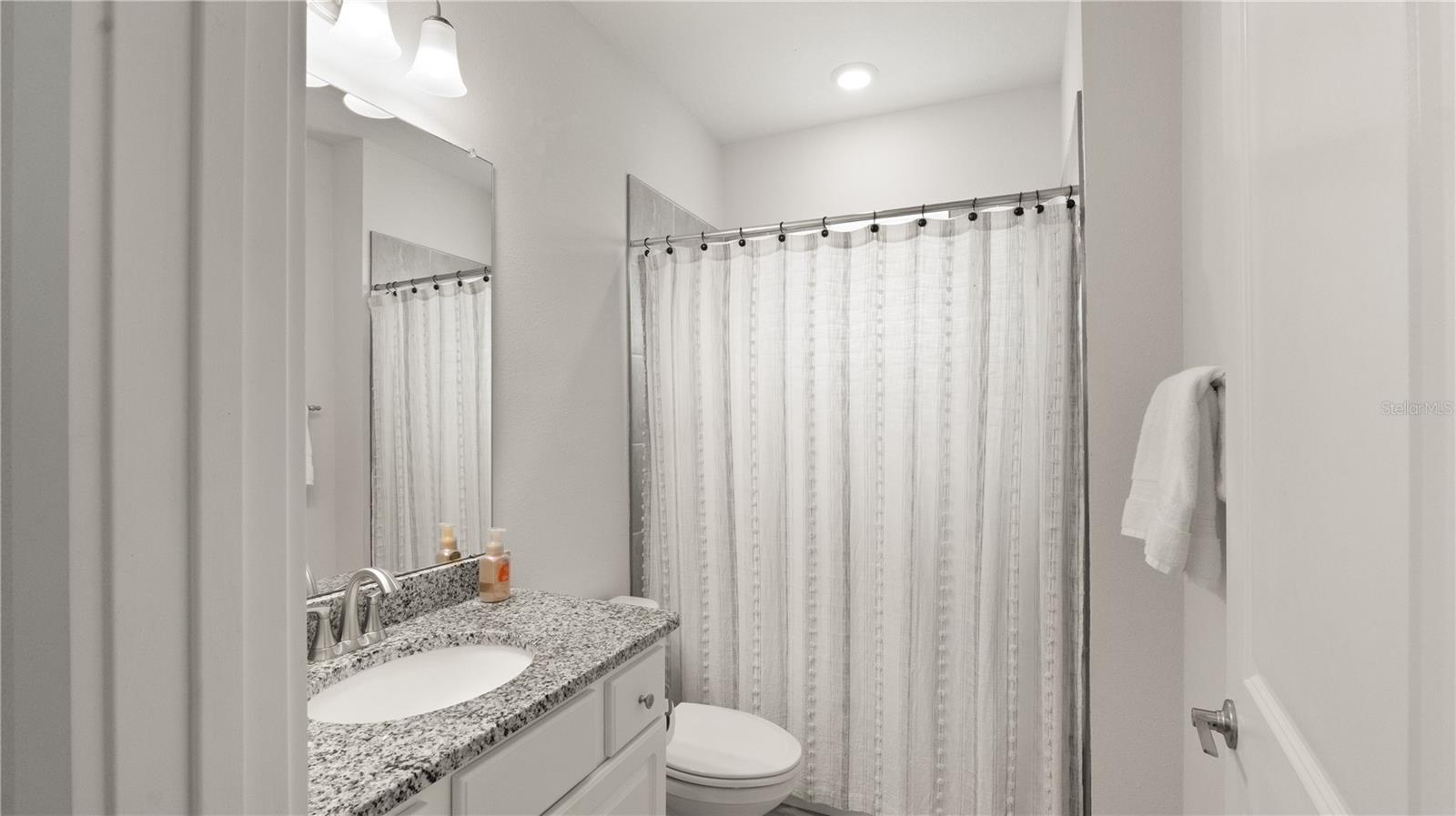 8946 IVY STARK BLVD, WESLEY CHAPEL, FL, 33545