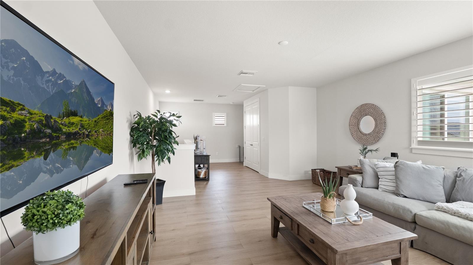 8946 IVY STARK BLVD, WESLEY CHAPEL, FL, 33545