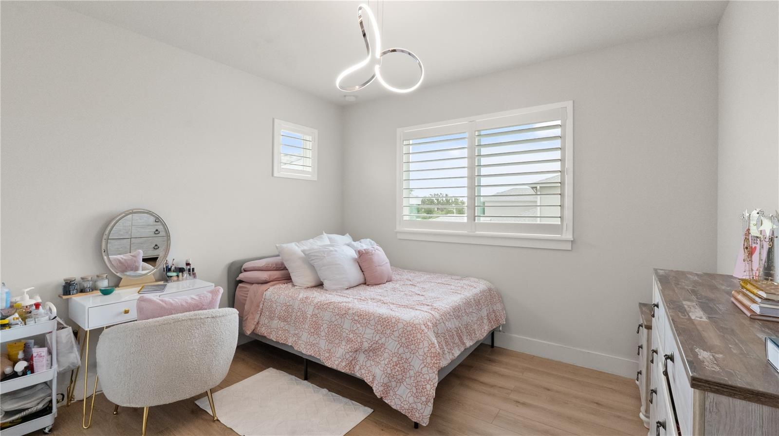 8946 IVY STARK BLVD, WESLEY CHAPEL, FL, 33545