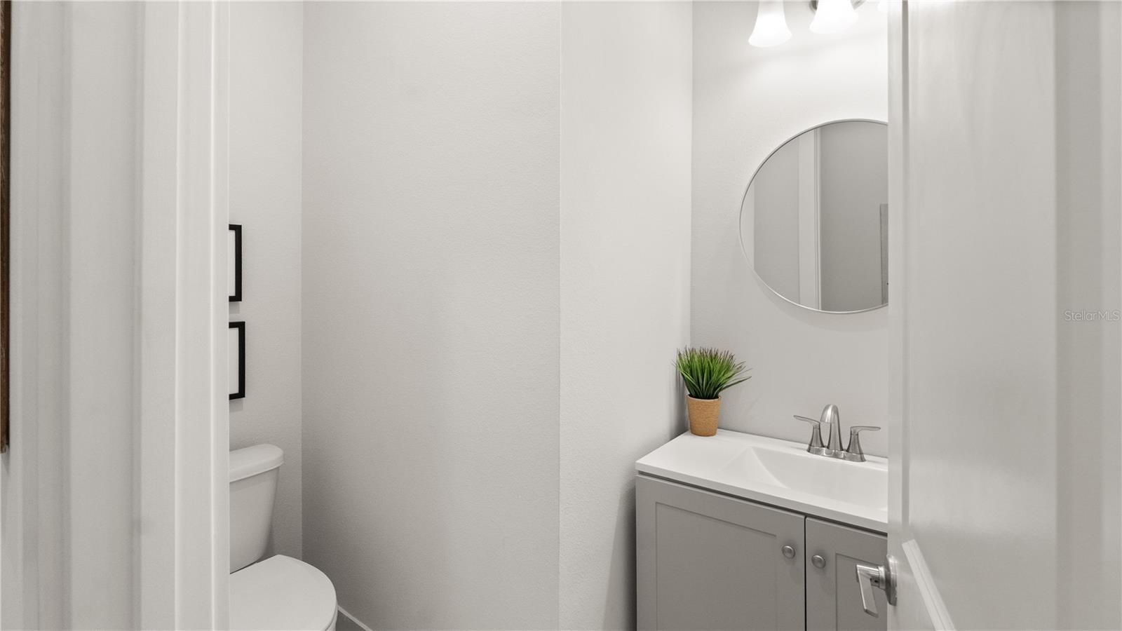 8946 IVY STARK BLVD, WESLEY CHAPEL, FL, 33545