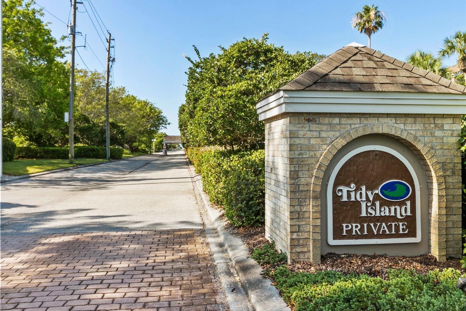 78 TIDY ISLAND BLVD, BRADENTON, FL, 34210