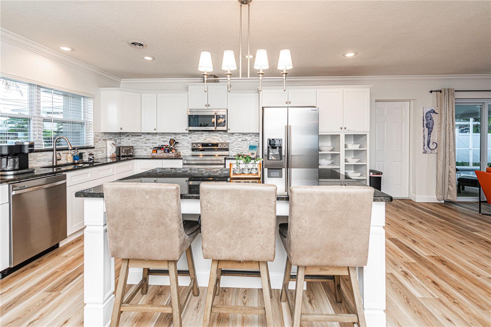 3981 MCKAY CREEK DR, LARGO, FL, 33770