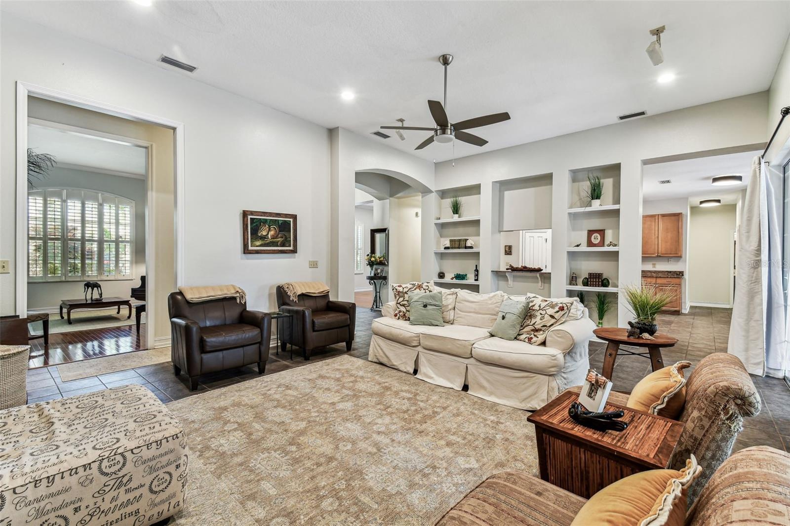 1816 CURRY RD, LUTZ, FL, 33549