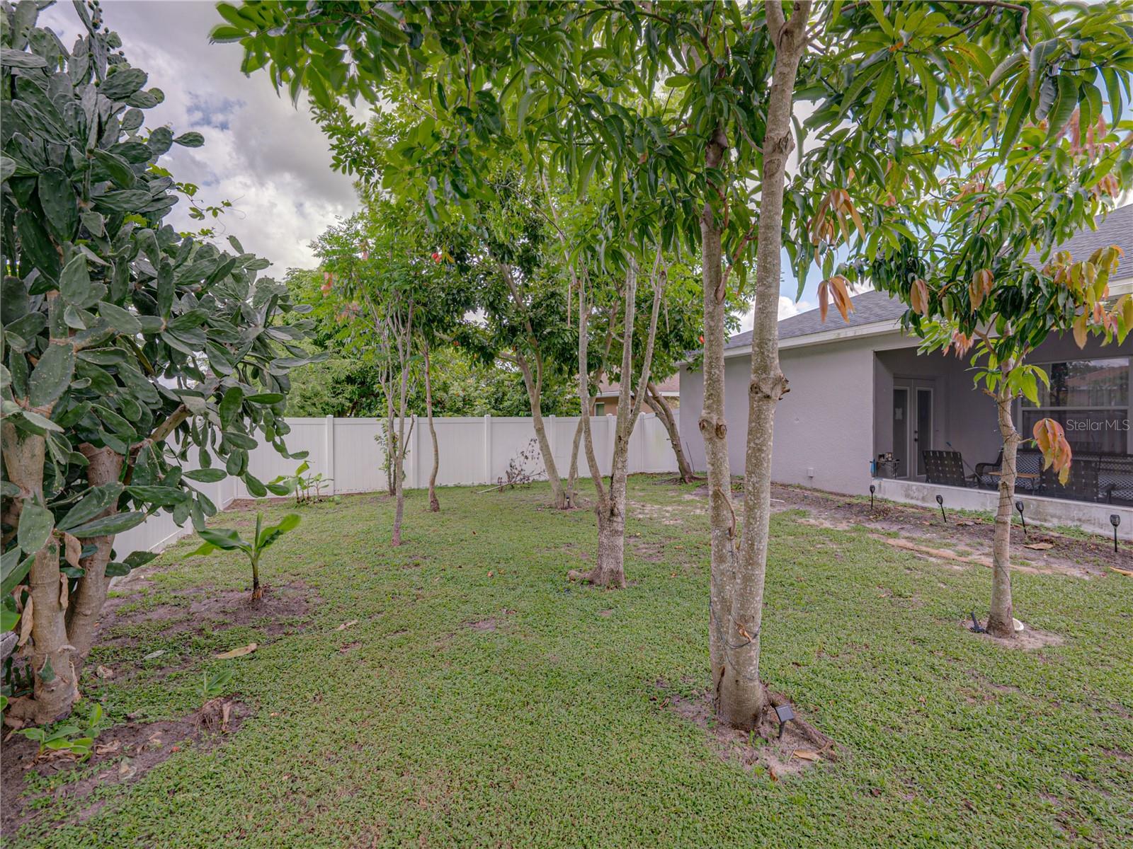 2033 NORMANDY HEIGHTS DR, WINTER HAVEN, FL, 33880