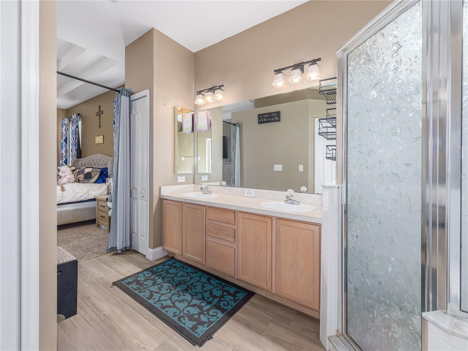 6018 GANNETDALE DR, LITHIA, FL, 33547