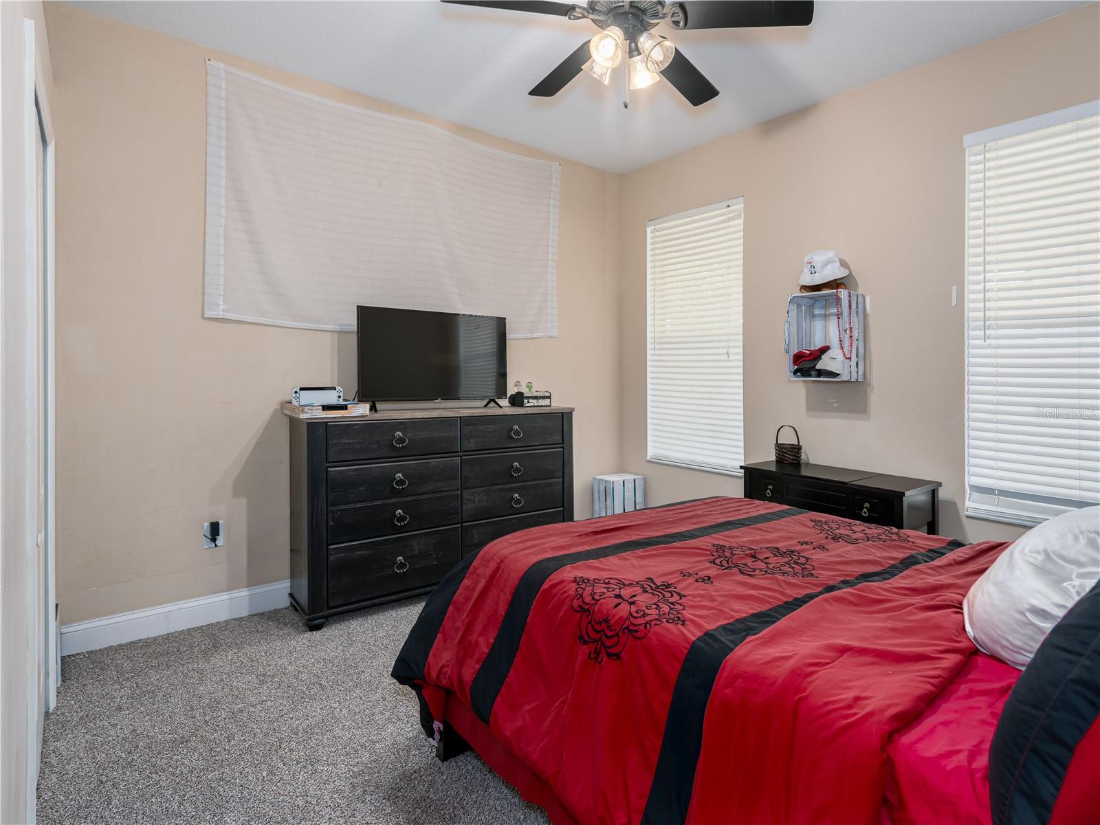 6018 GANNETDALE DR, LITHIA, FL, 33547