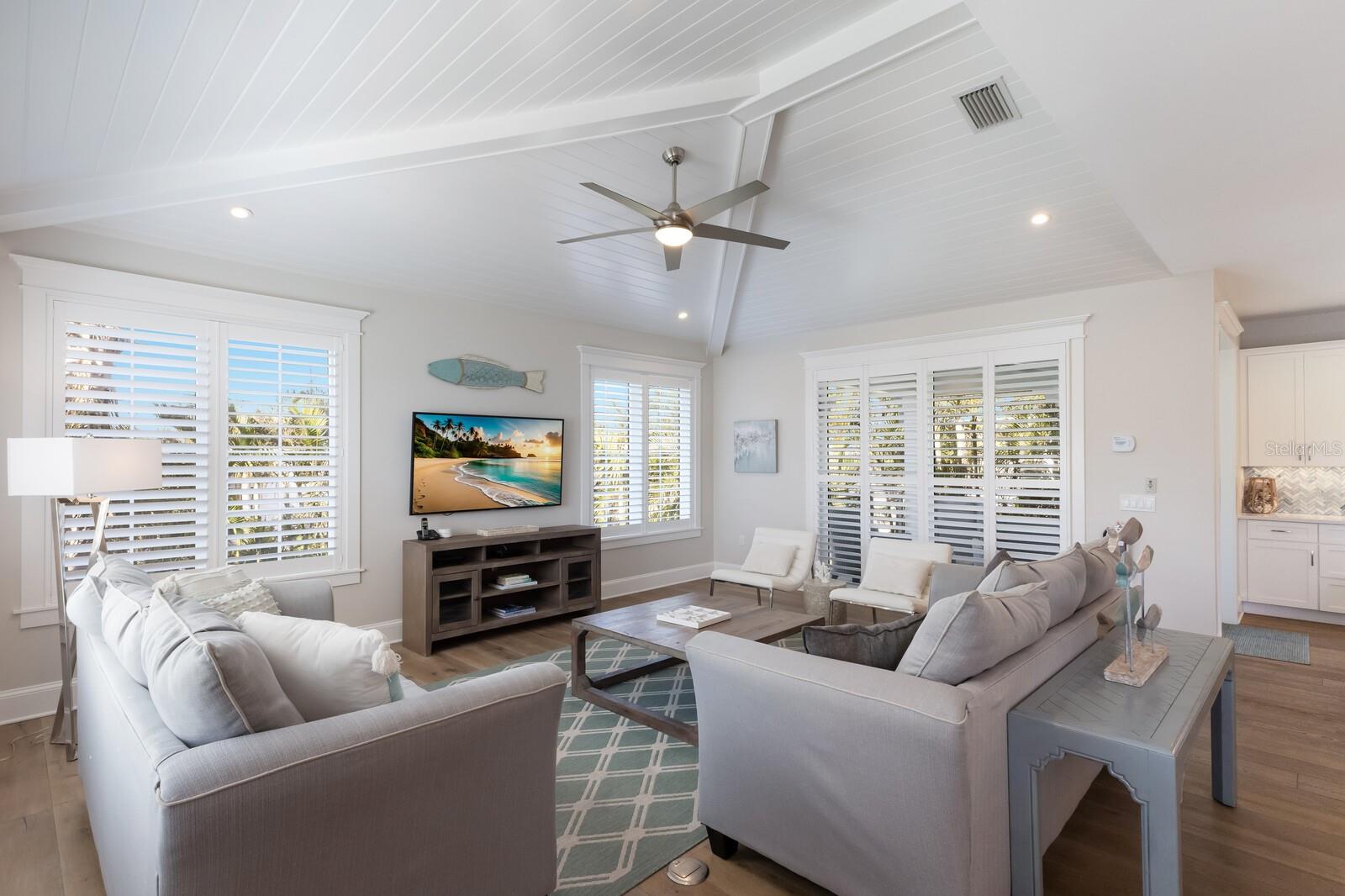 A4649861 Property Photo