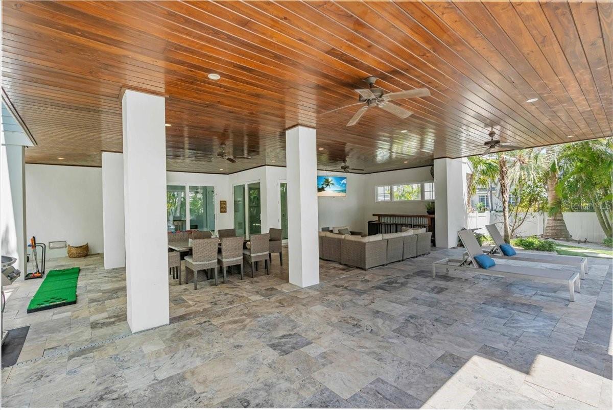 A4649861 Property Photo