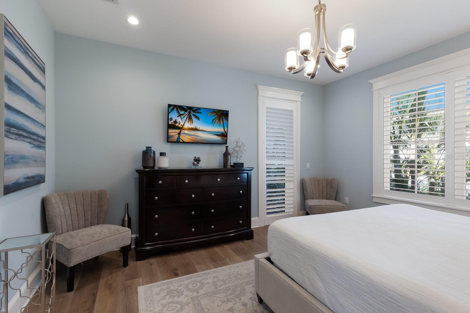 A4649861 Property Photo