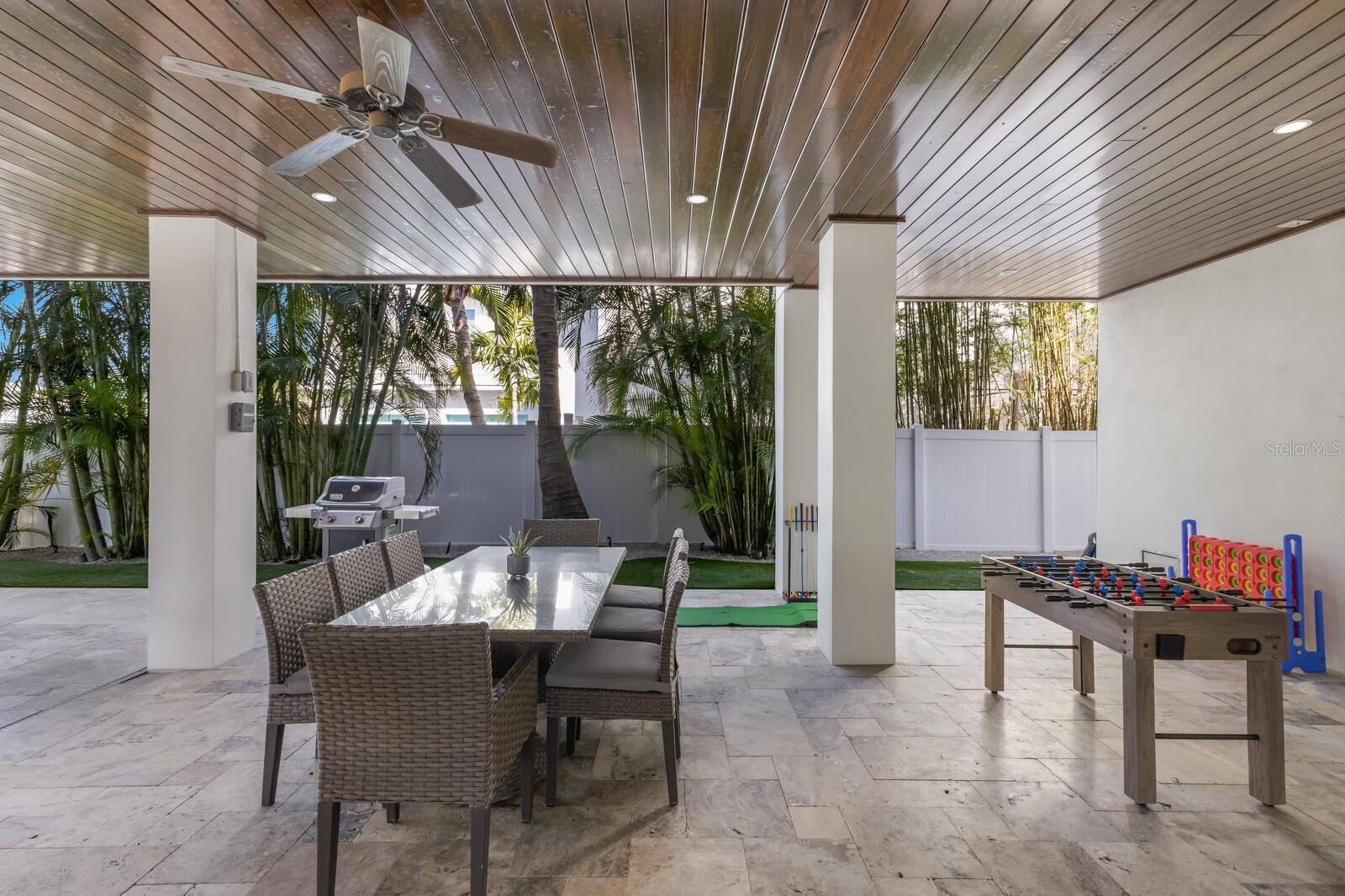 A4649861 Property Photo