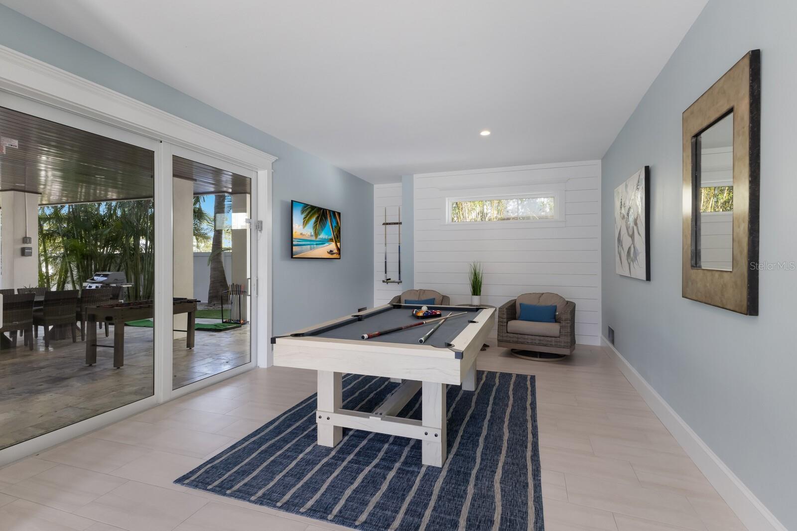 A4649861 Property Photo