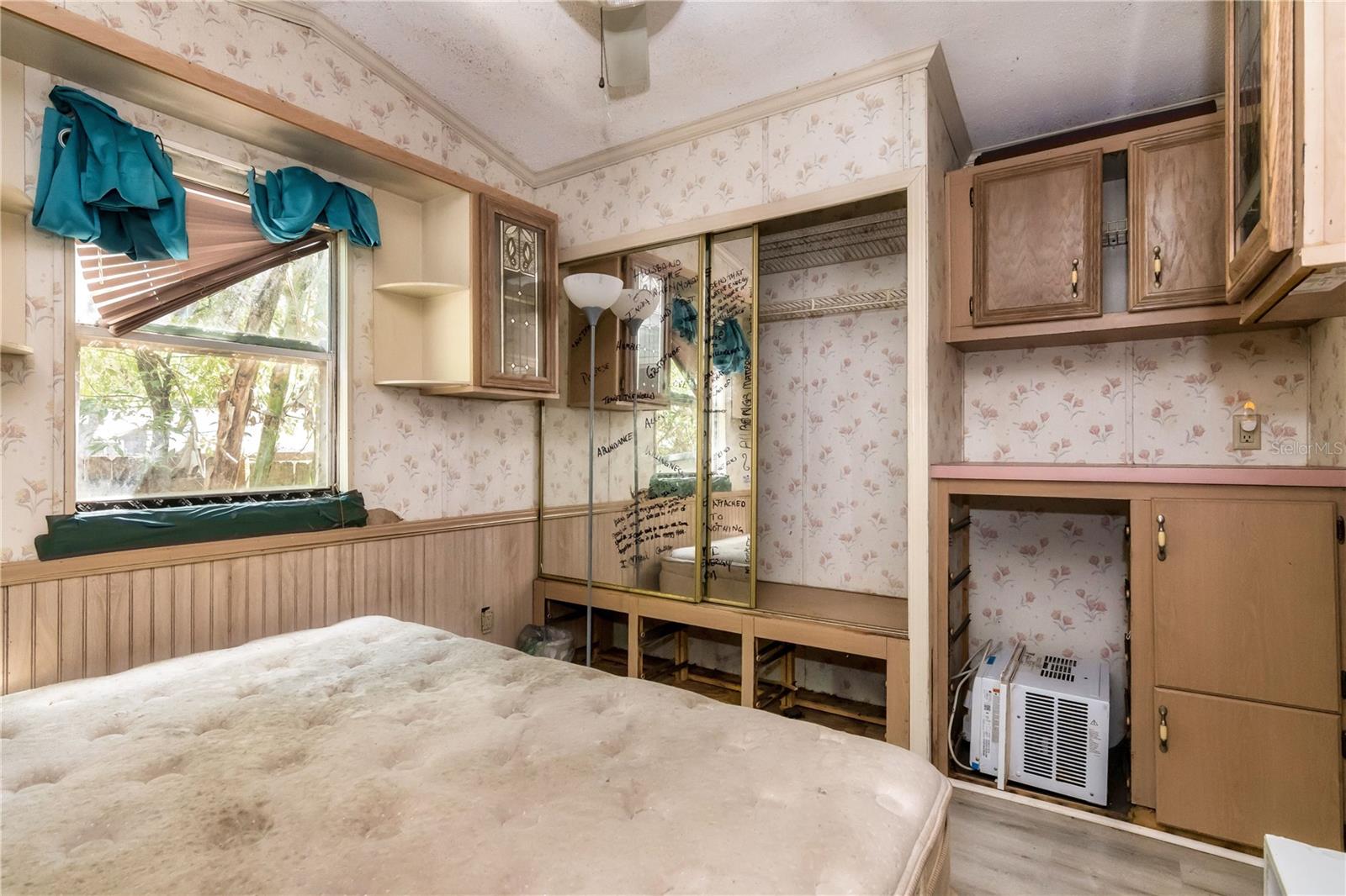 O6302153 Property Photo