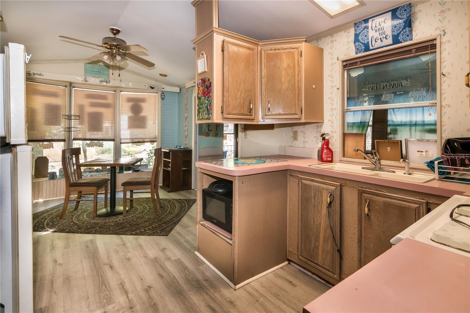 O6302153 Property Photo