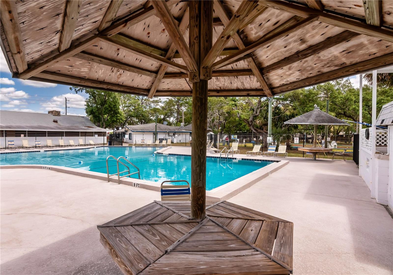 O6302153 Property Photo