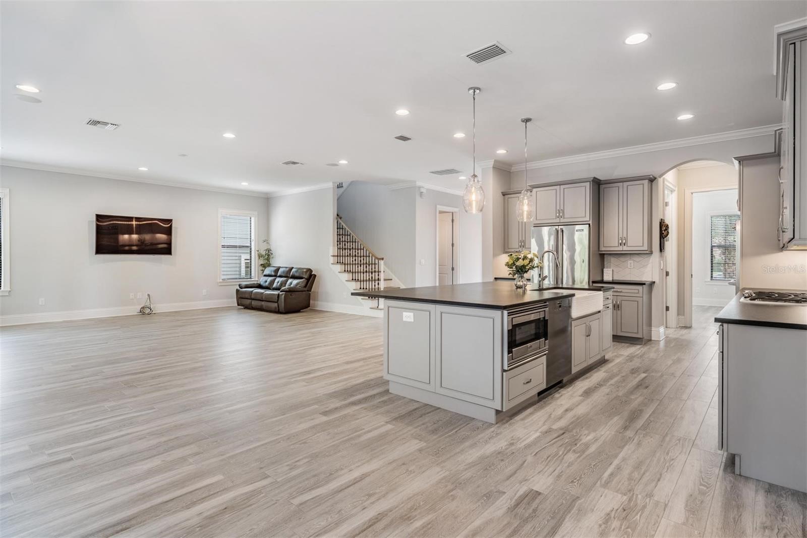 207 CHIPPEWA AVE, TAMPA, FL, 33606