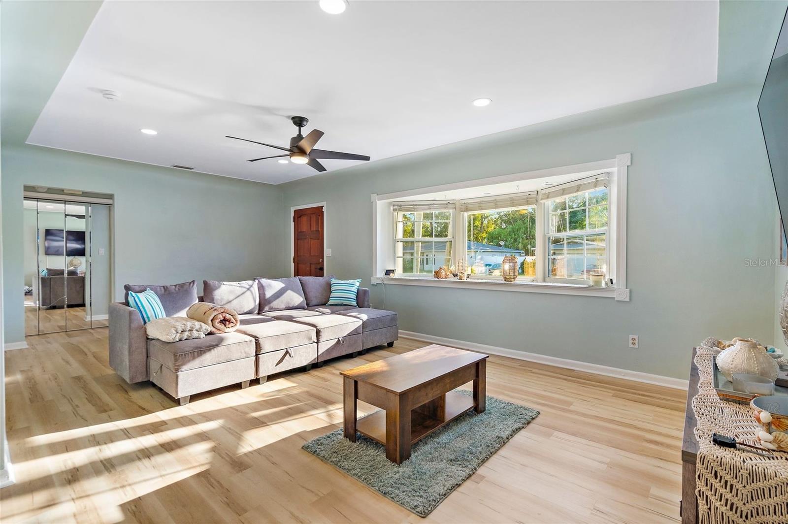 7690 91ST ST, SEMINOLE, FL, 33777