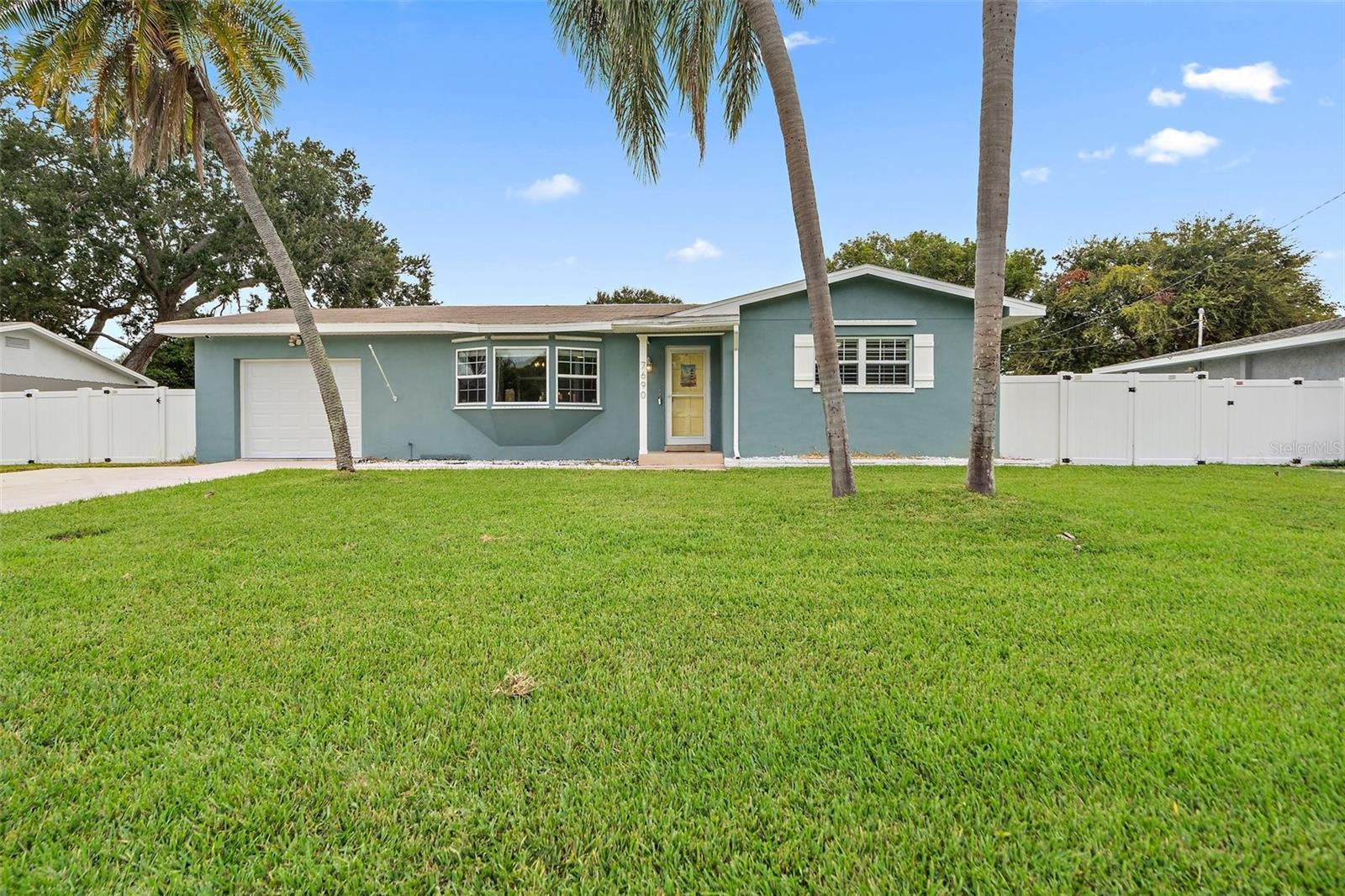 7690 91ST ST, SEMINOLE, FL, 33777