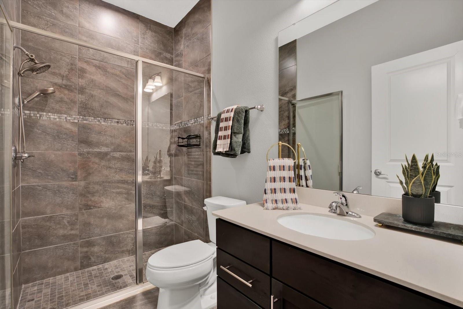 11743 LAKE LUCAYA DR, RIVERVIEW, FL, 33579