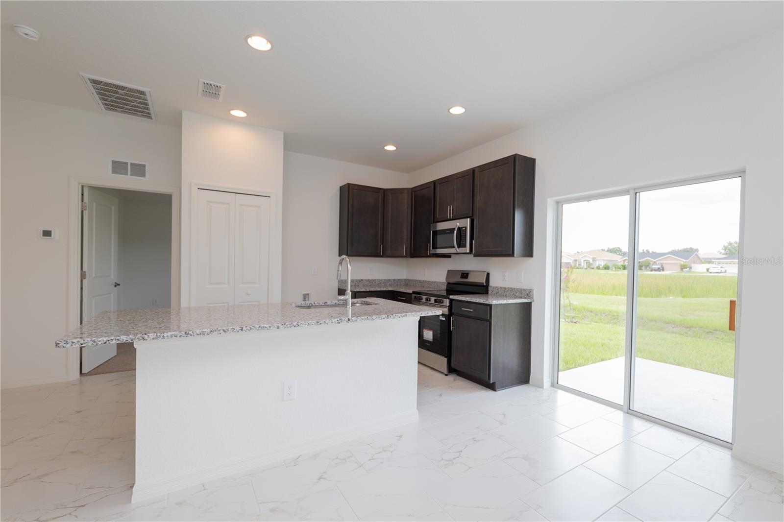 985 LUNAR LN, WINTER HAVEN, FL, 33884