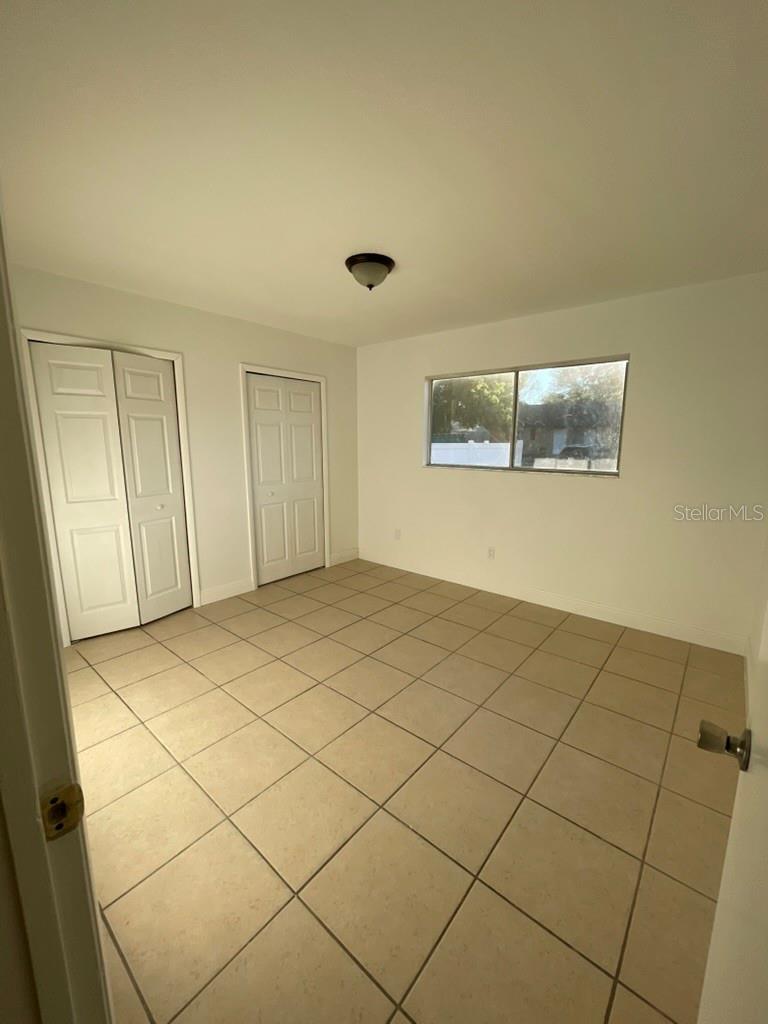 516 E ROSEWOOD LN, TAVARES, FL, 32778