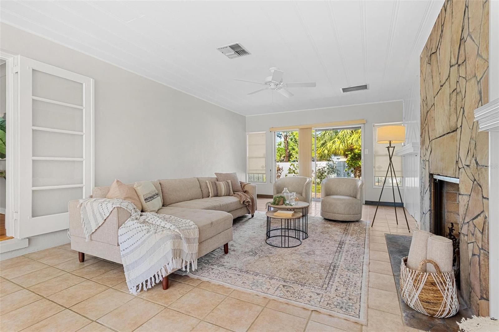 300 22ND AVE S, ST PETERSBURG, FL, 33705