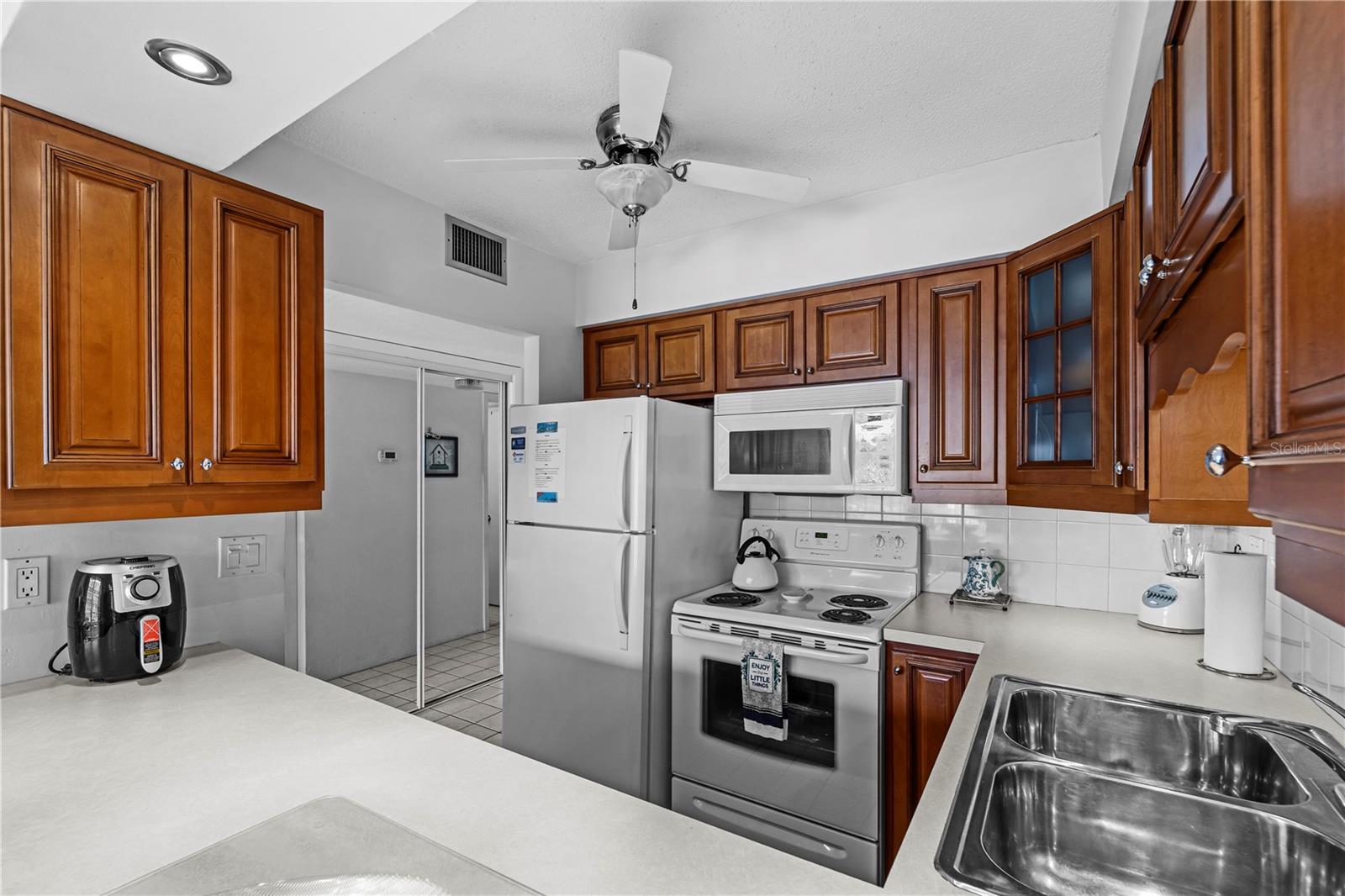 1433 N ATLANTIC AVE #227, DAYTONA BEACH, FL, 32118