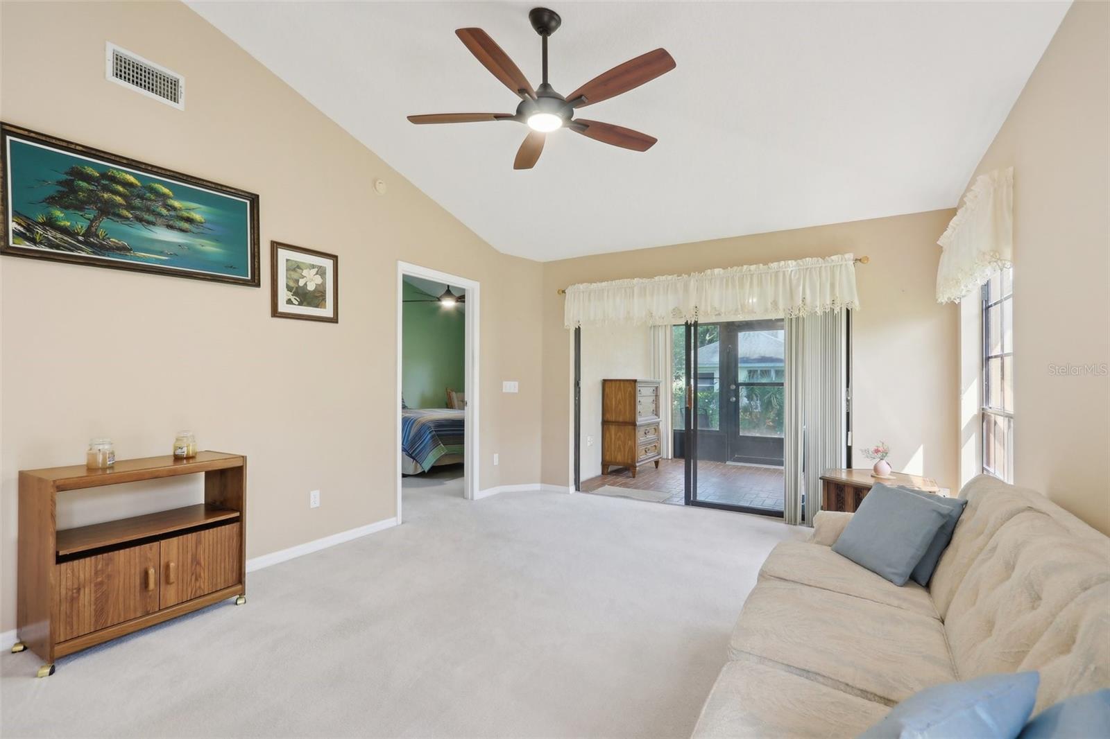 256 JUNIPER WAY, TAVARES, FL, 32778