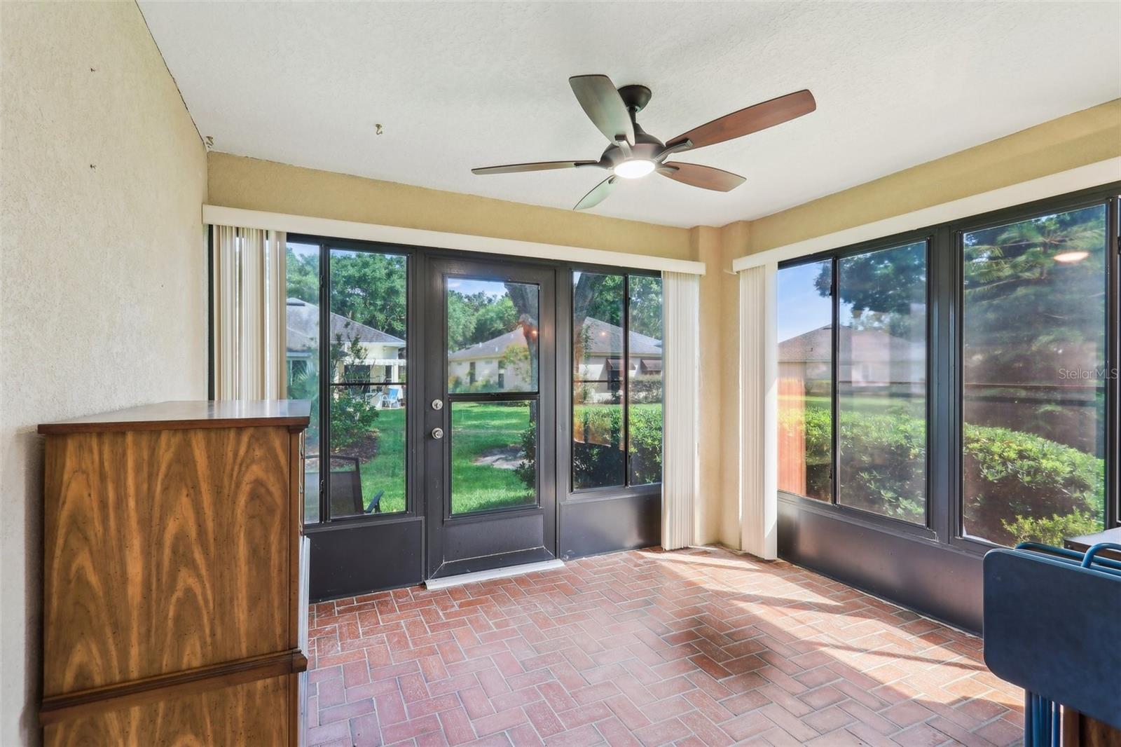 256 JUNIPER WAY, TAVARES, FL, 32778