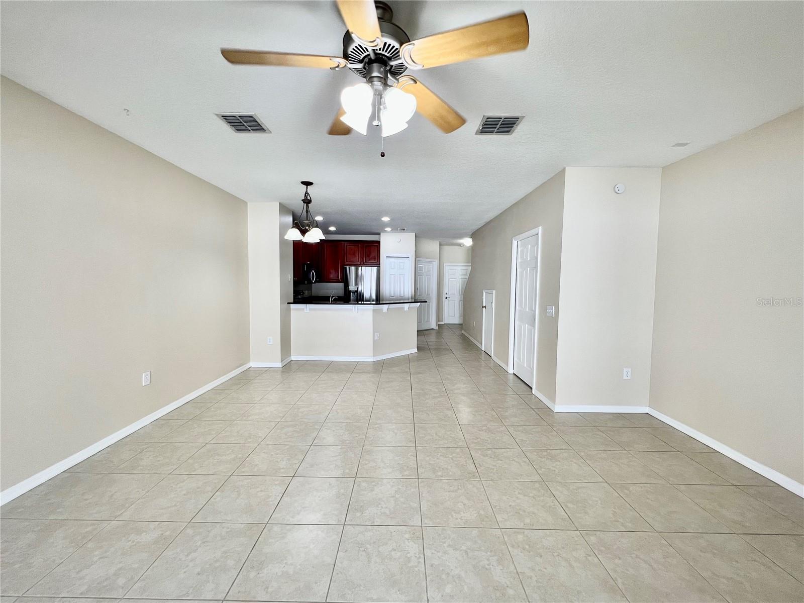 20464 NEEDLETREE DR, TAMPA, FL, 33647